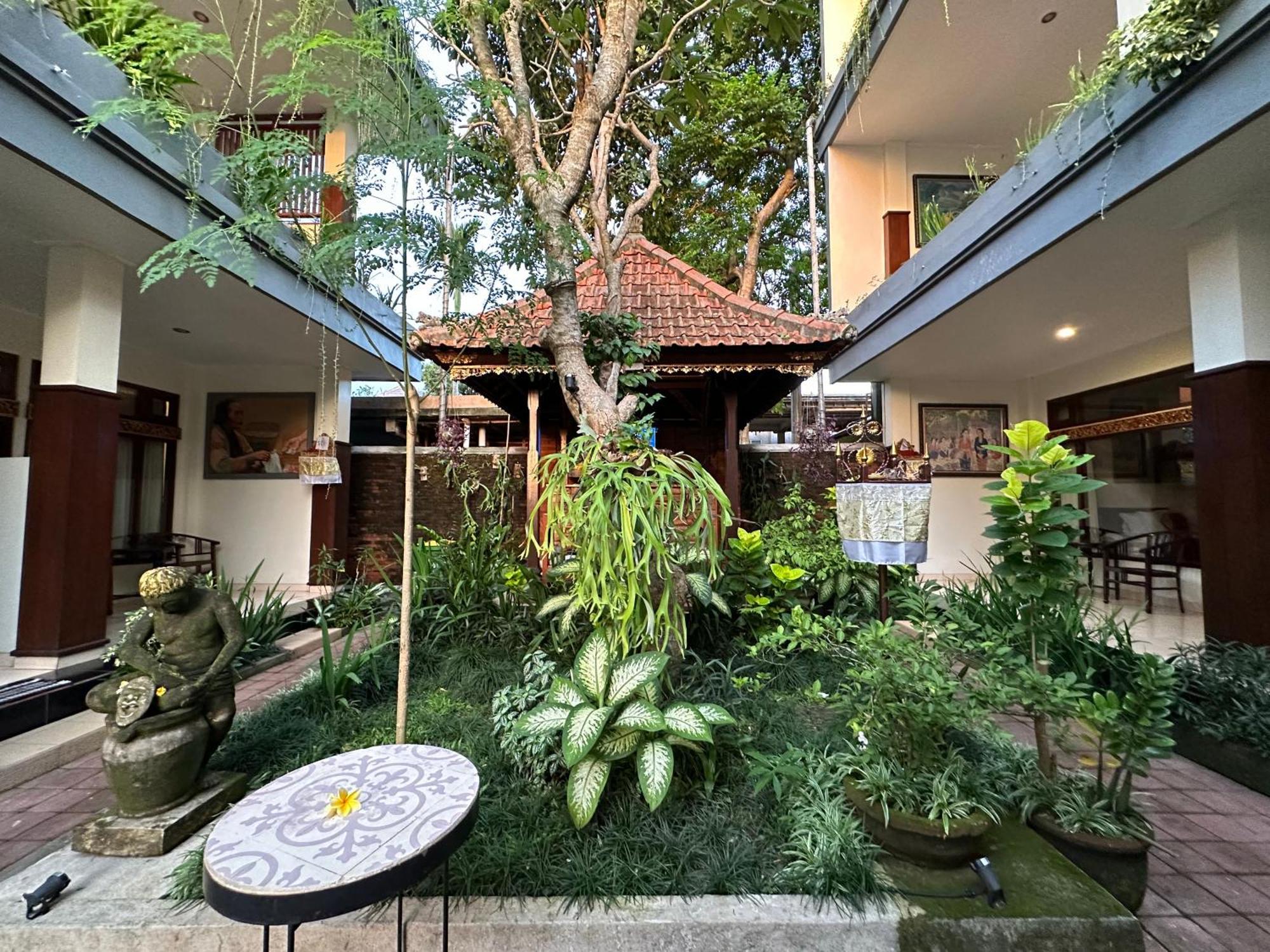 Brata Inn Ubud Buitenkant foto